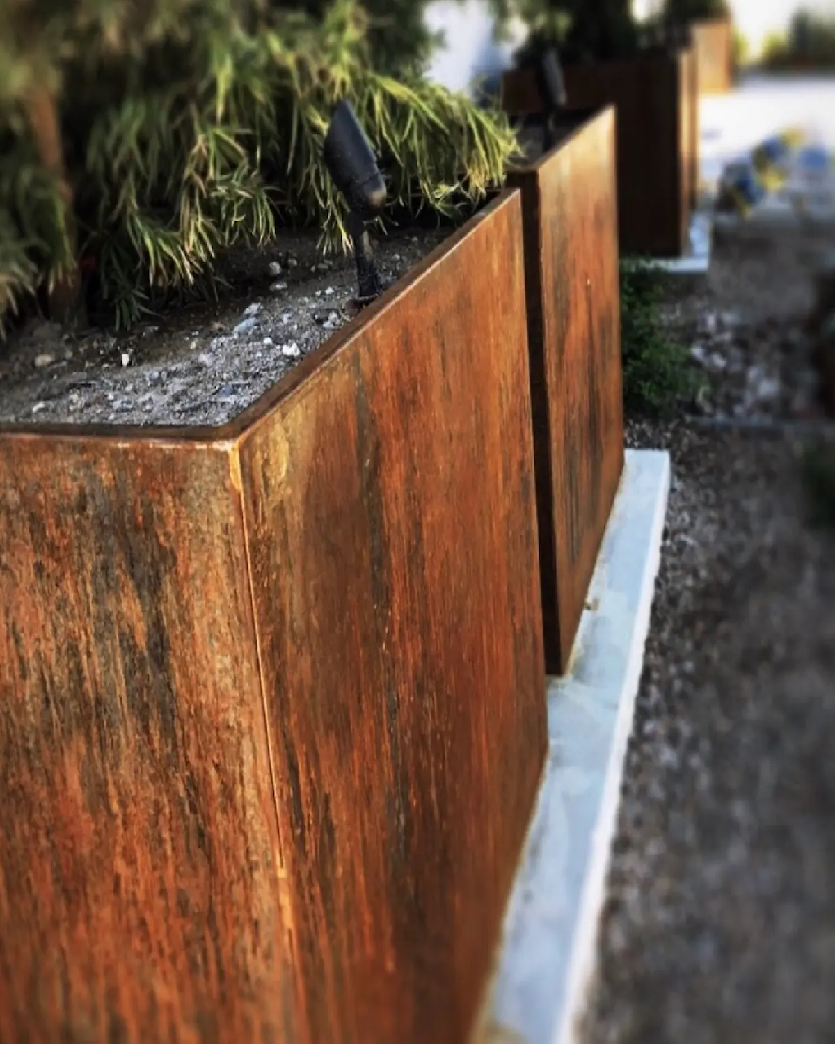 Metal Planter Gauges
